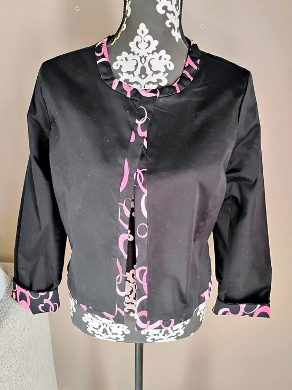Donna Rae Women's Black & Pink Patterned Jacket Size 14